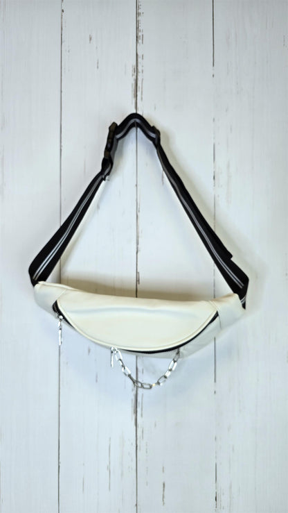 Julia belte veske hvit