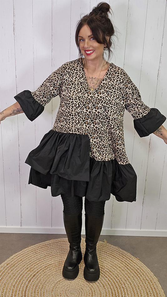 Liva leopardkjole
