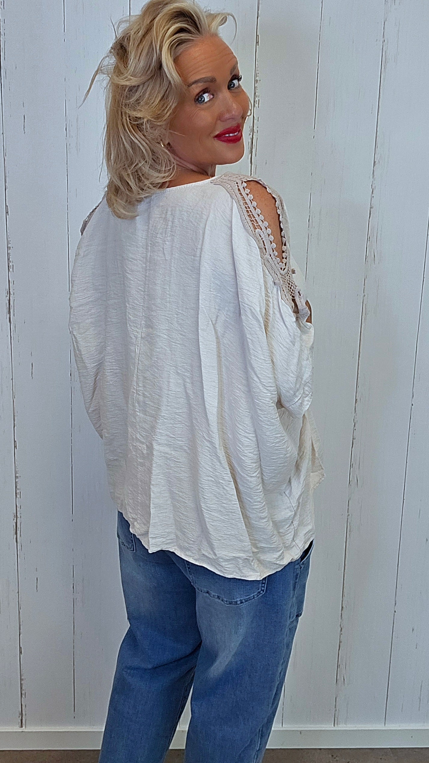 PonchoTopp med Åpne Skuldre beige