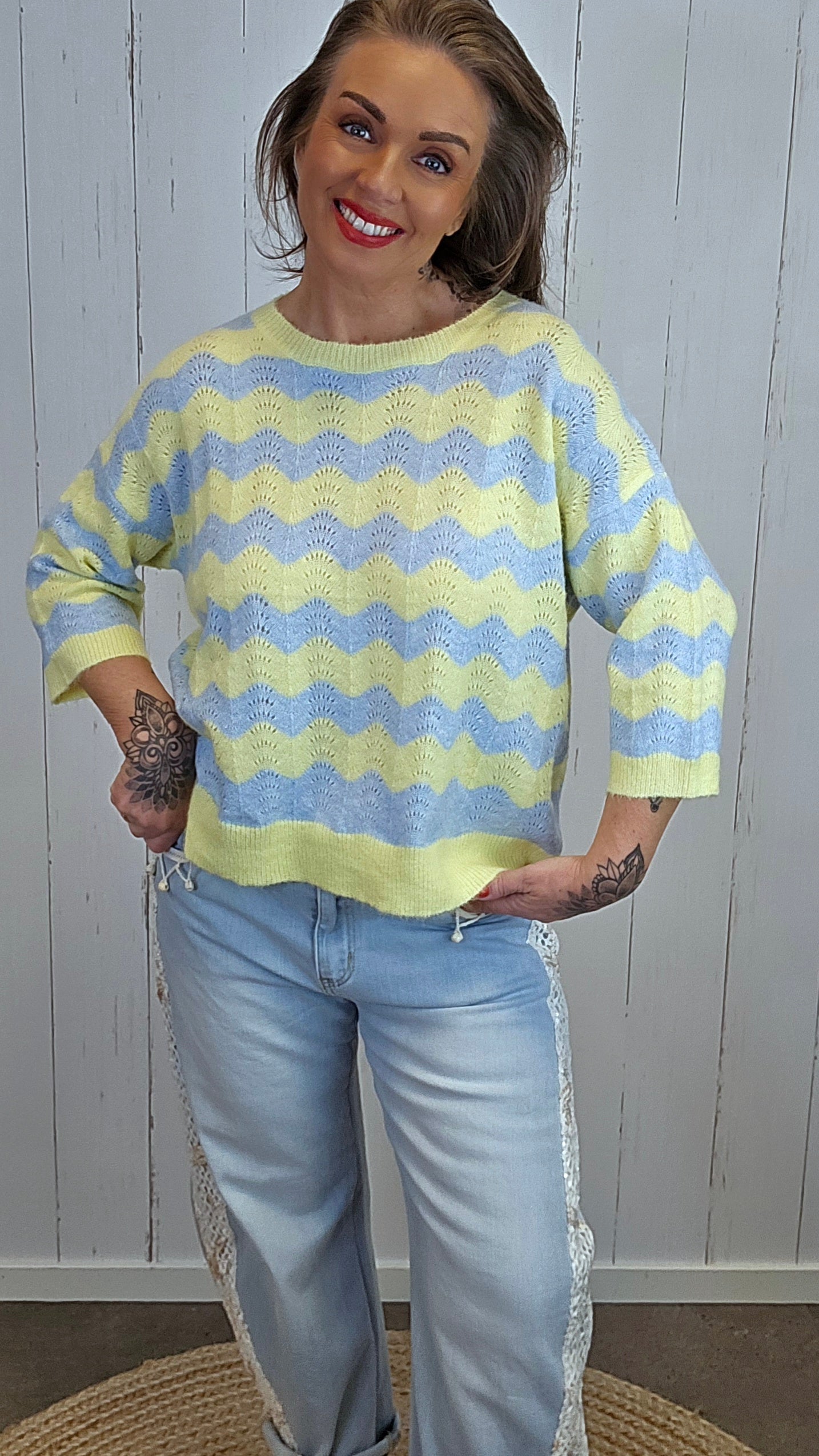 Greta strikkegenser blå/gul