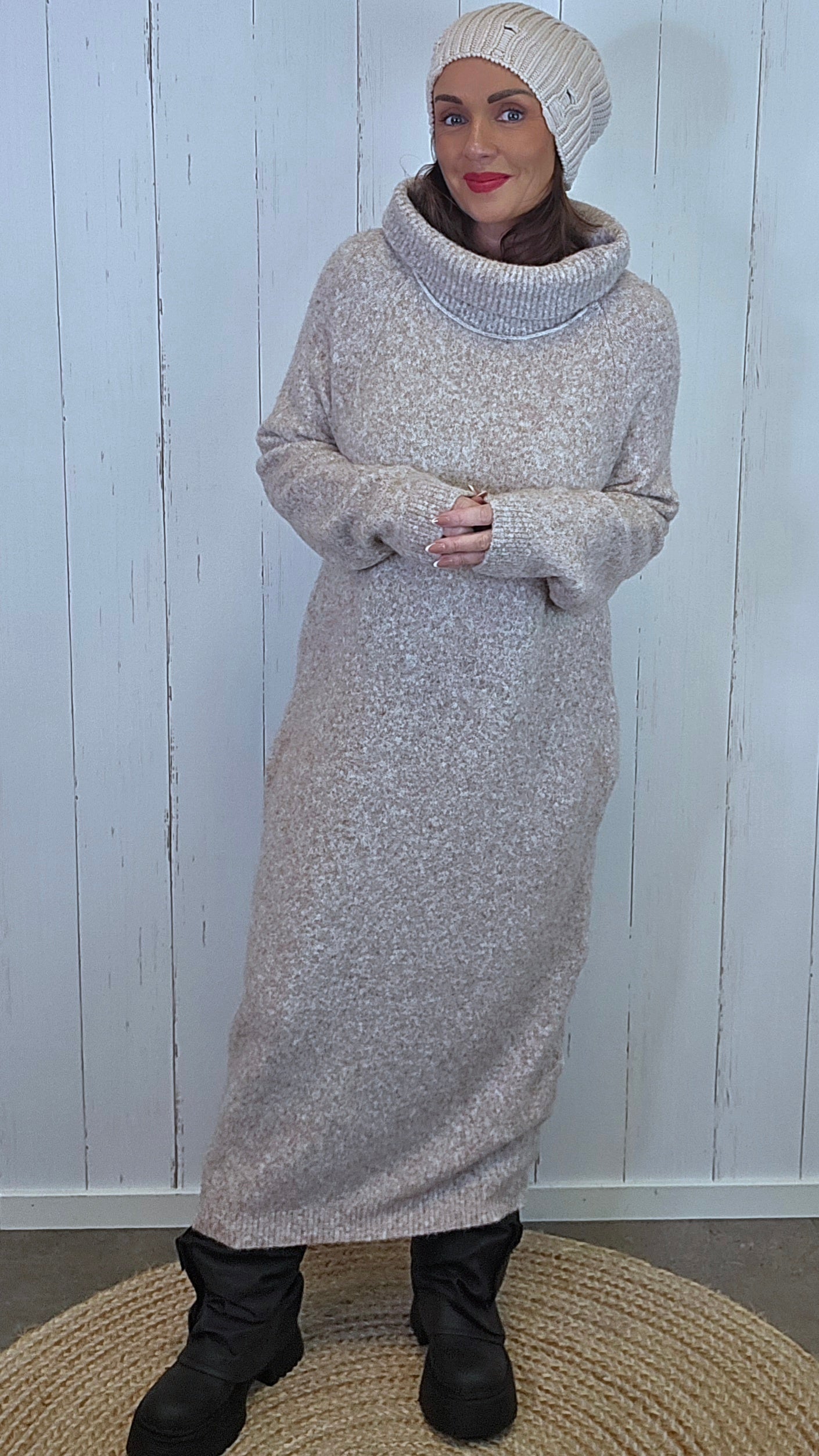 Anne Strikkekjole Beige