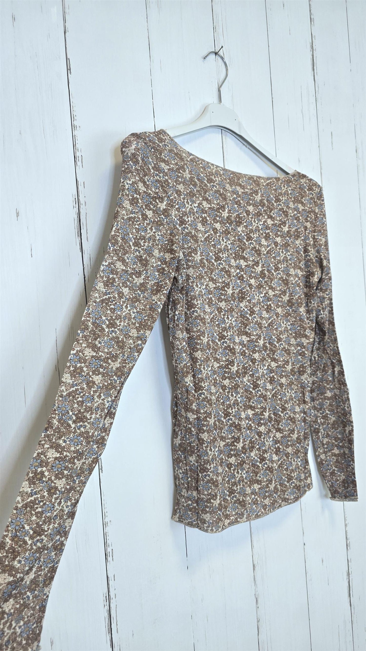 Tynn topp med blomsterprint brun