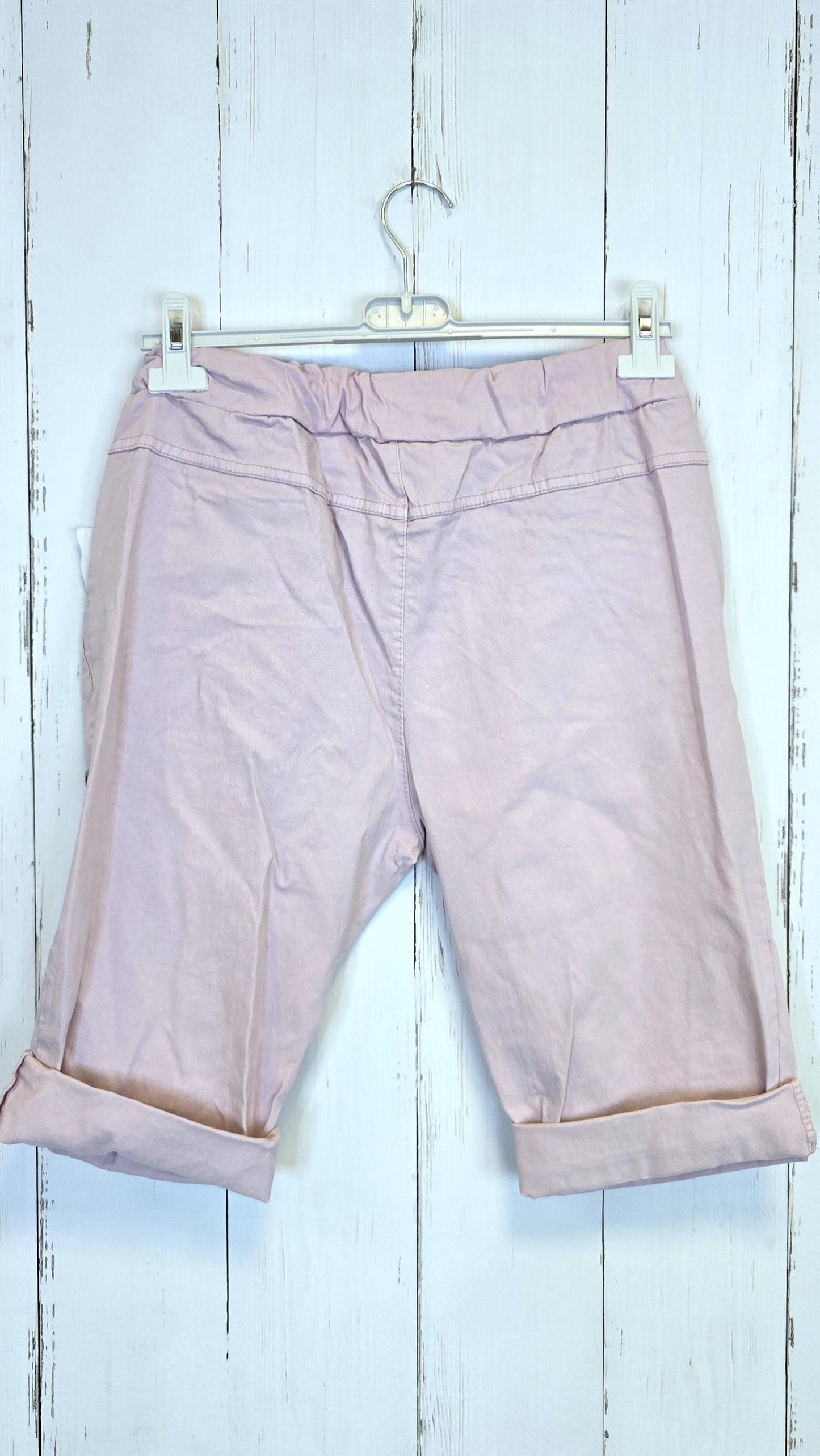 Shorts med knapper og knyting lys rosa