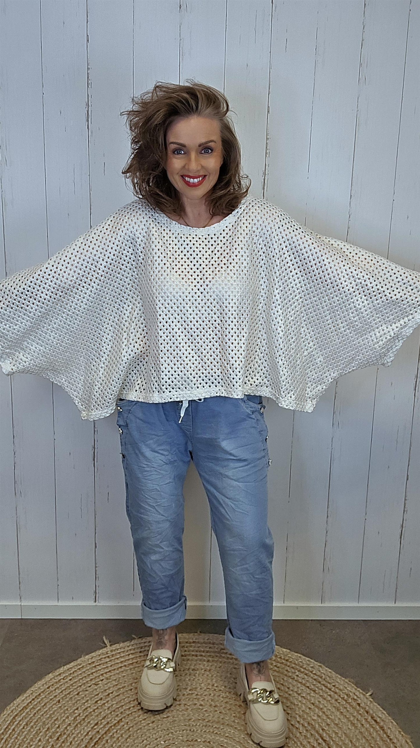 Jenny krem heklet ponchogenser