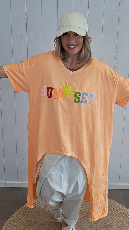 Stine kjole med “Sunset”-print orange
