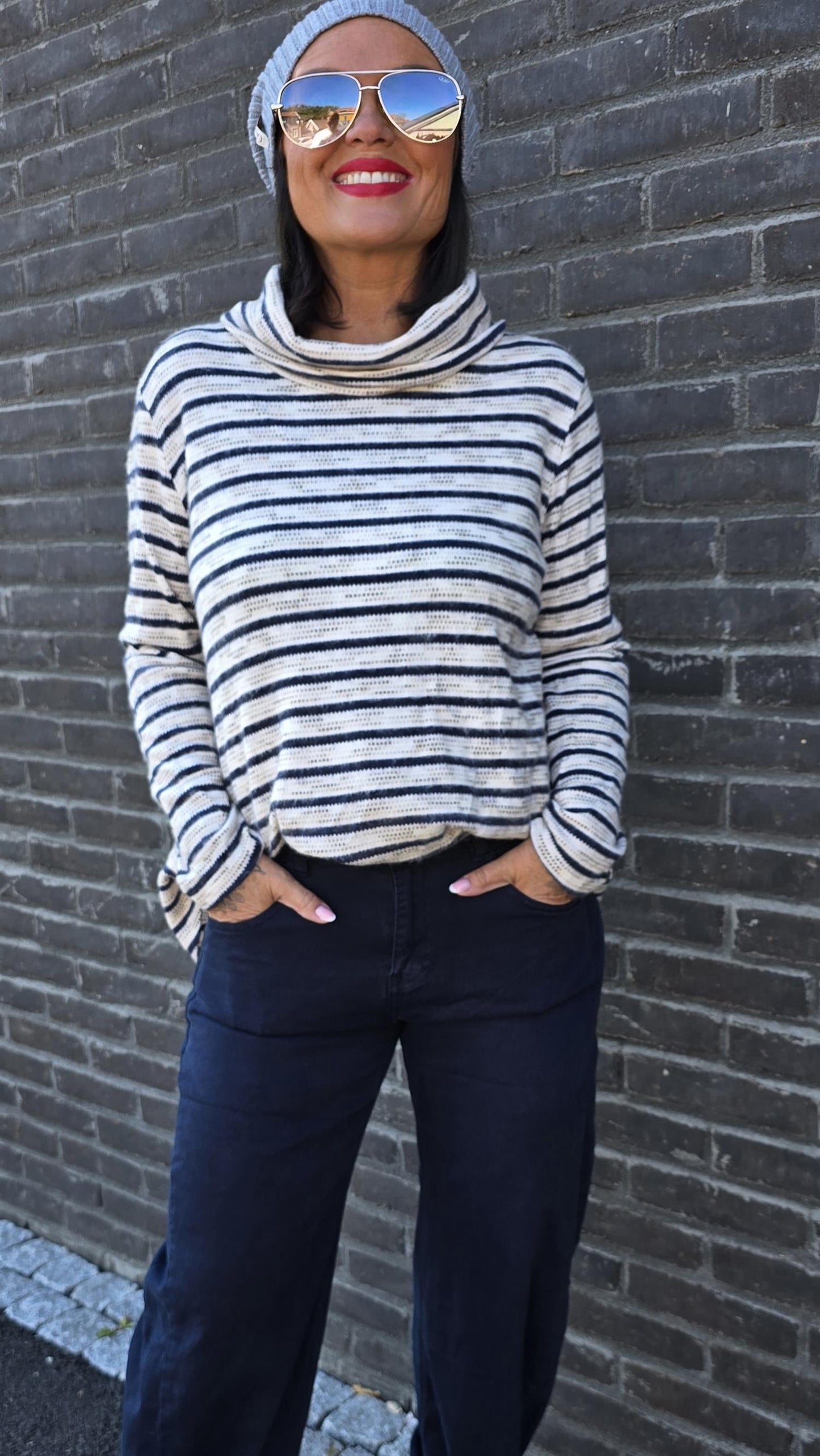 Annie turtleneck genser navy