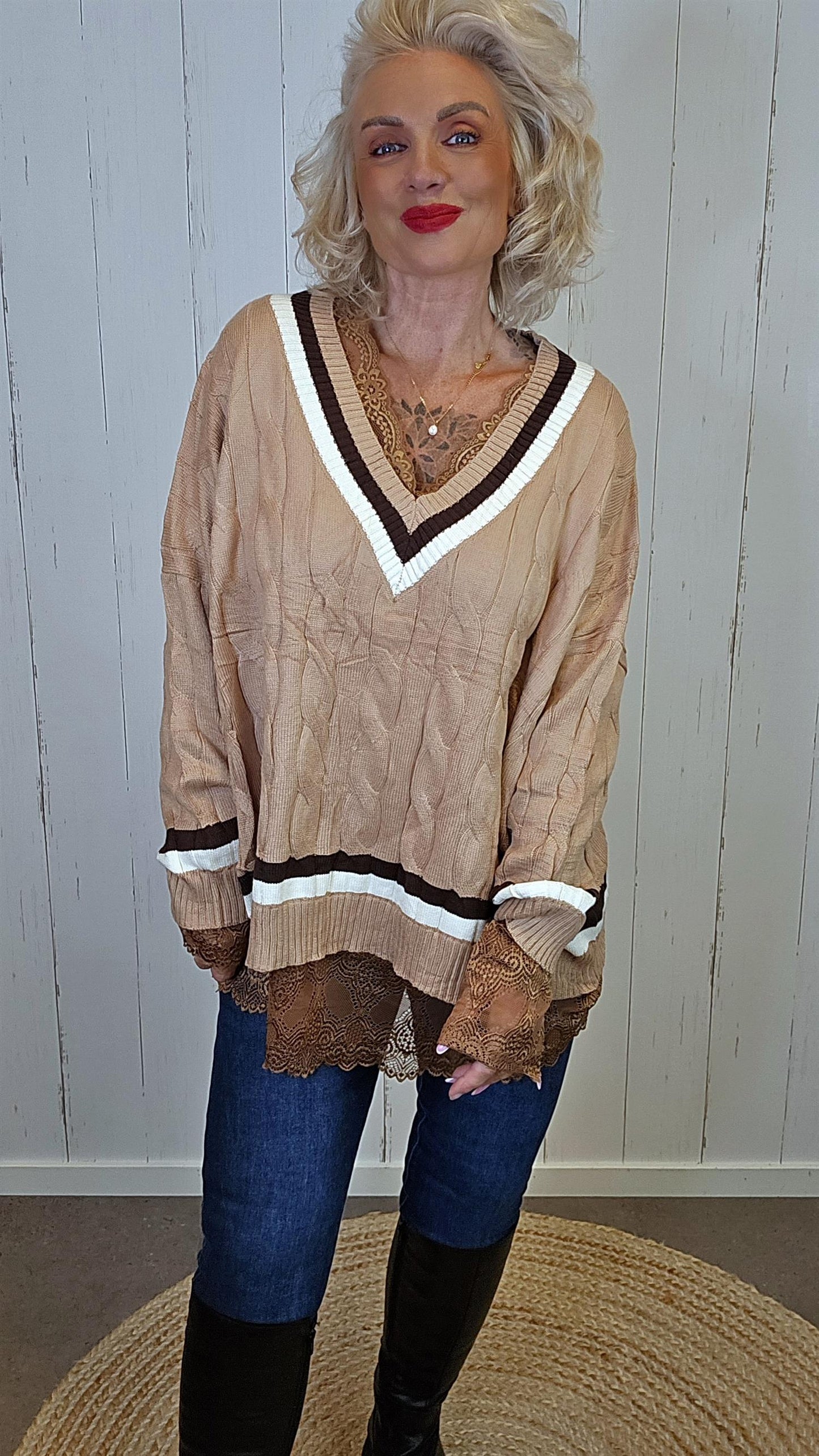 Idun V-hals genser camel