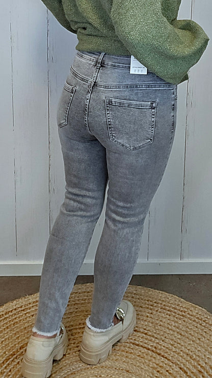 Amalie slim jeans slitt grå