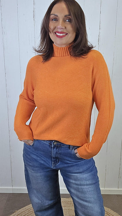 Caroline Høyhalsgenser Orange