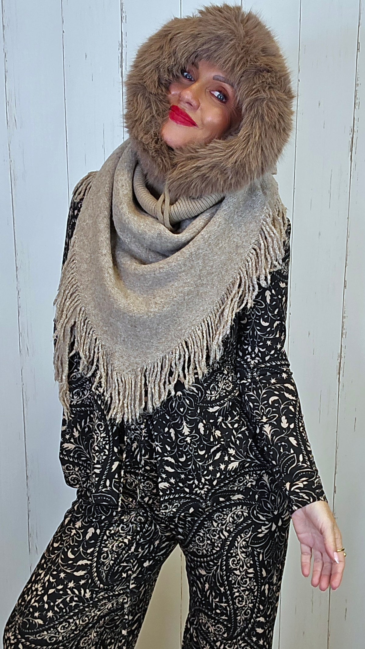 Mayen trekant skjerf beige