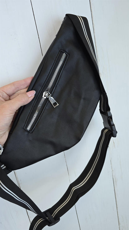 Julia belte veske svart