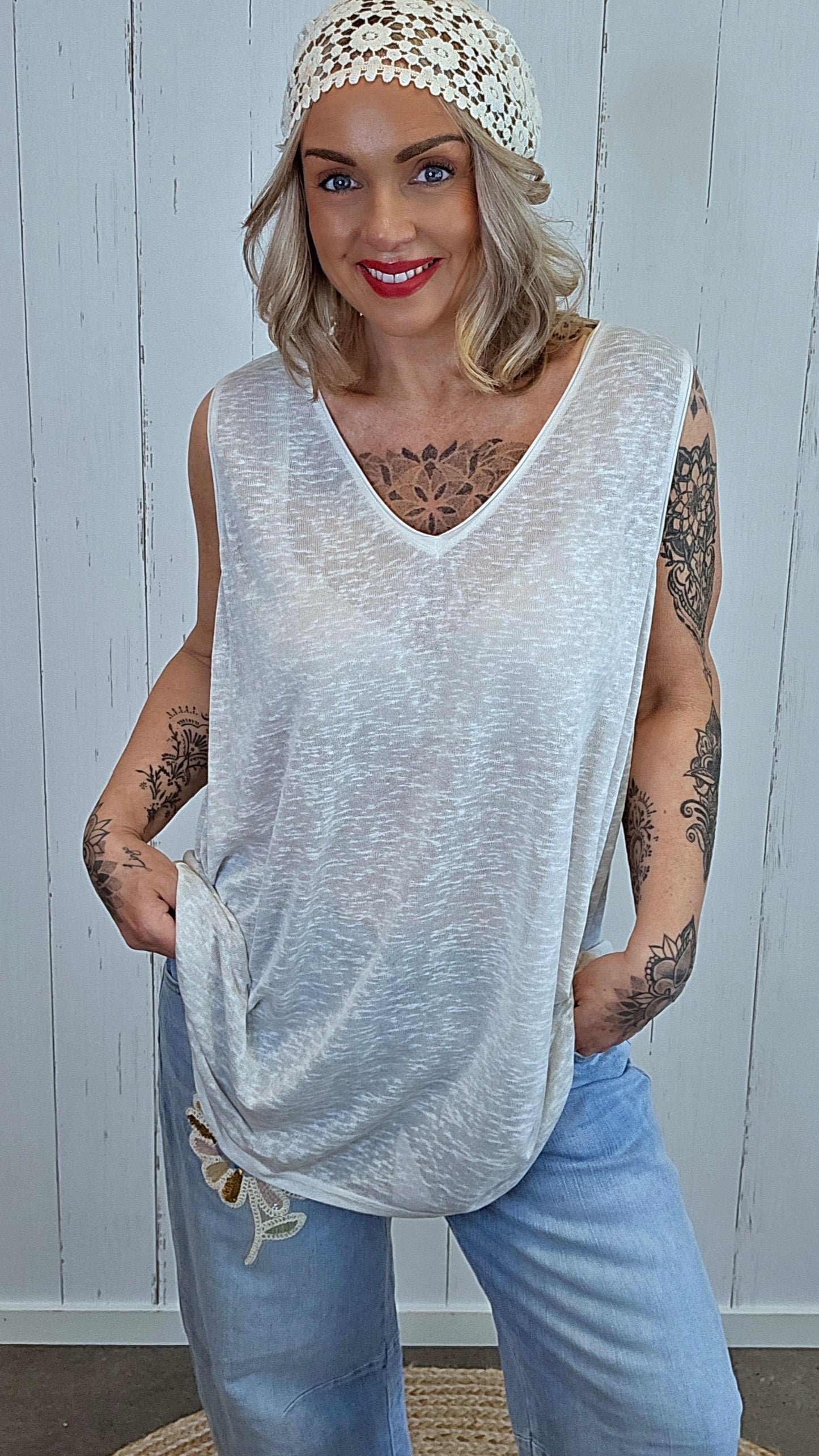 Laura singlet basic beige