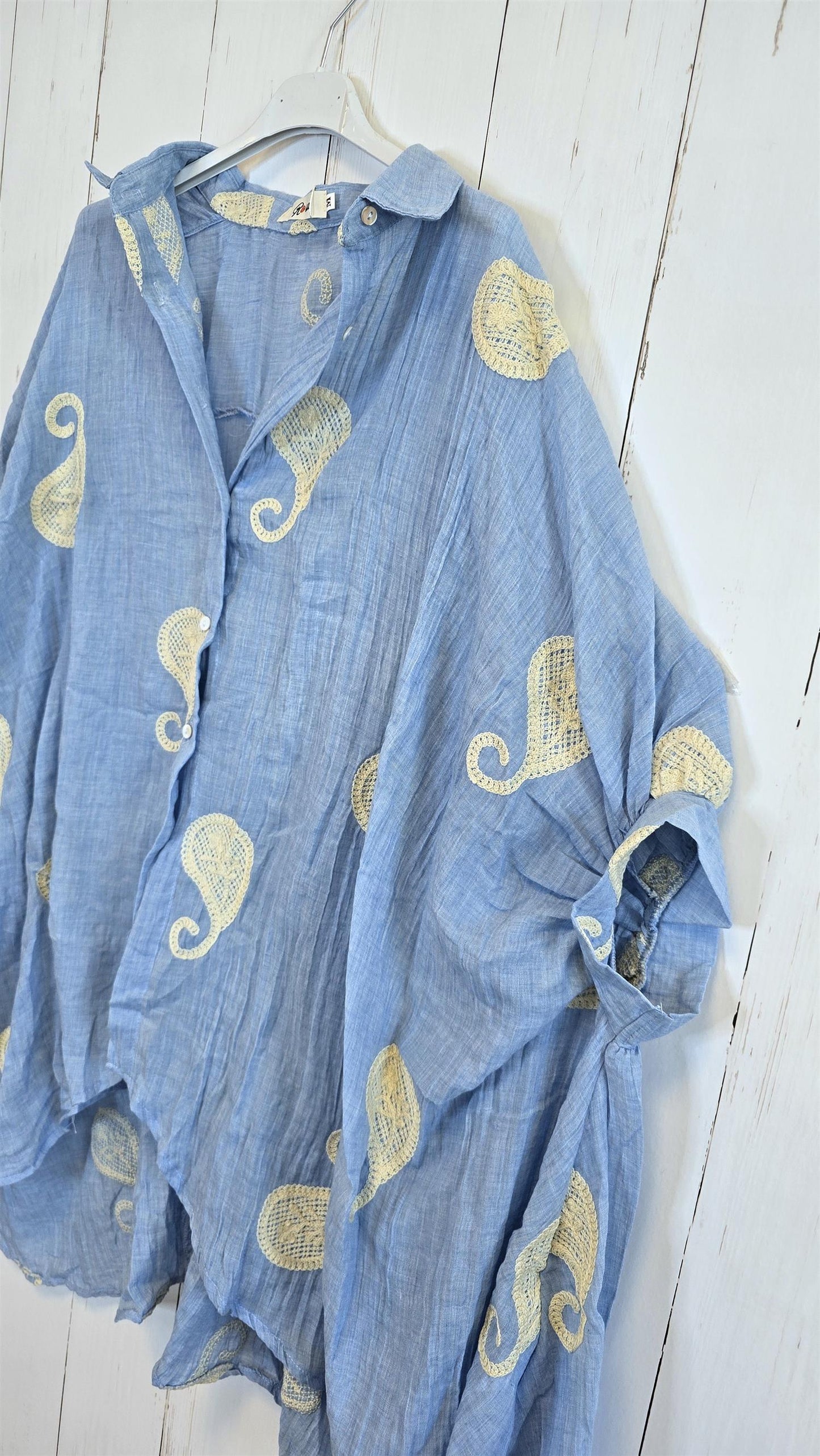 Sylvia skjorte med broderte detaljer