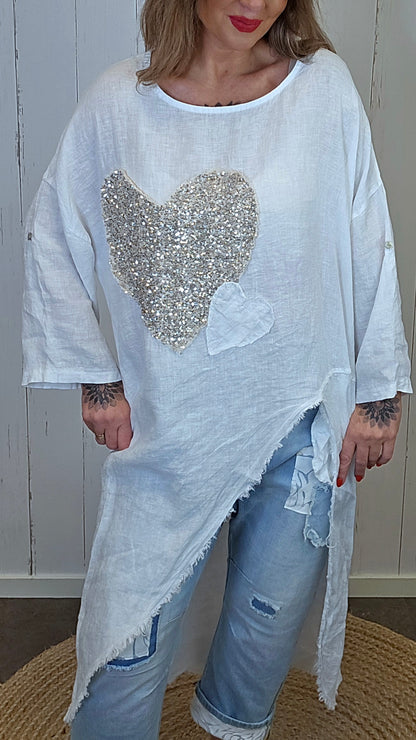 Silje lang bluse med paljetthjerte Hvit