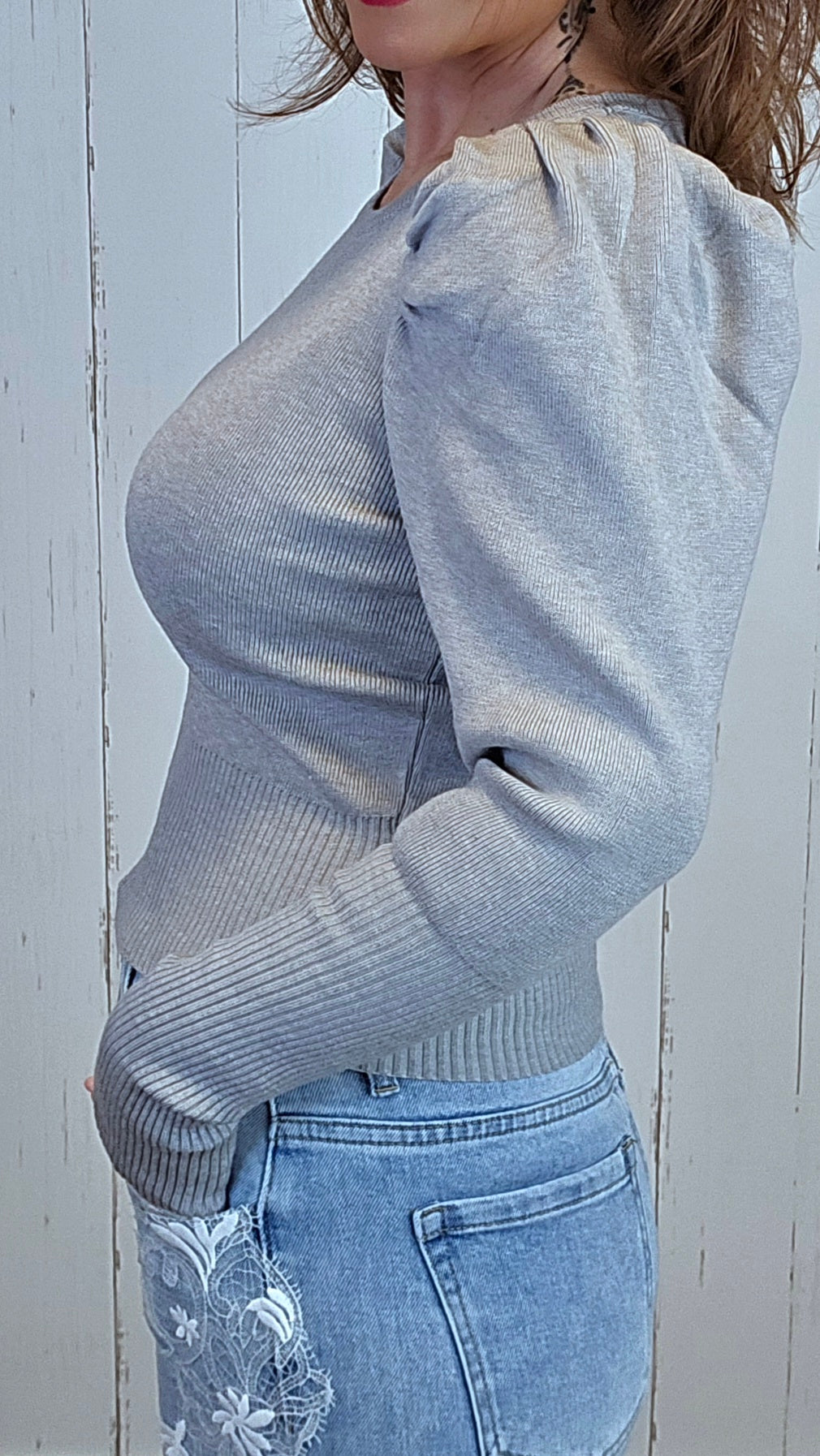 Elva puffgenser grå