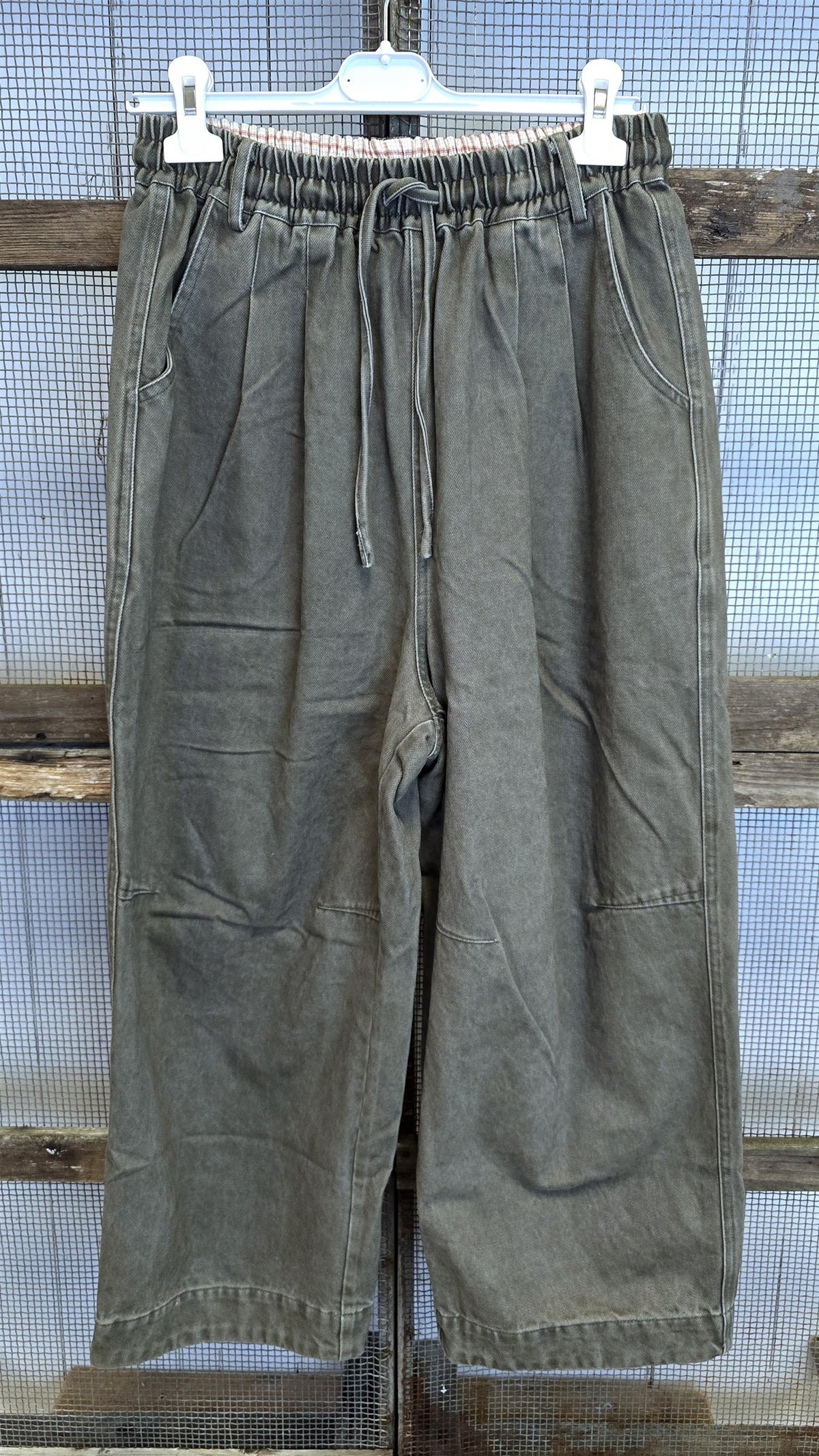 Karine Barrel jeans kaki