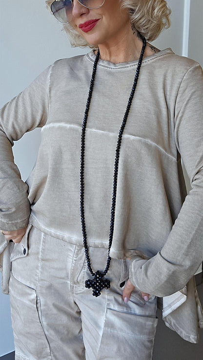 Across necklace svart