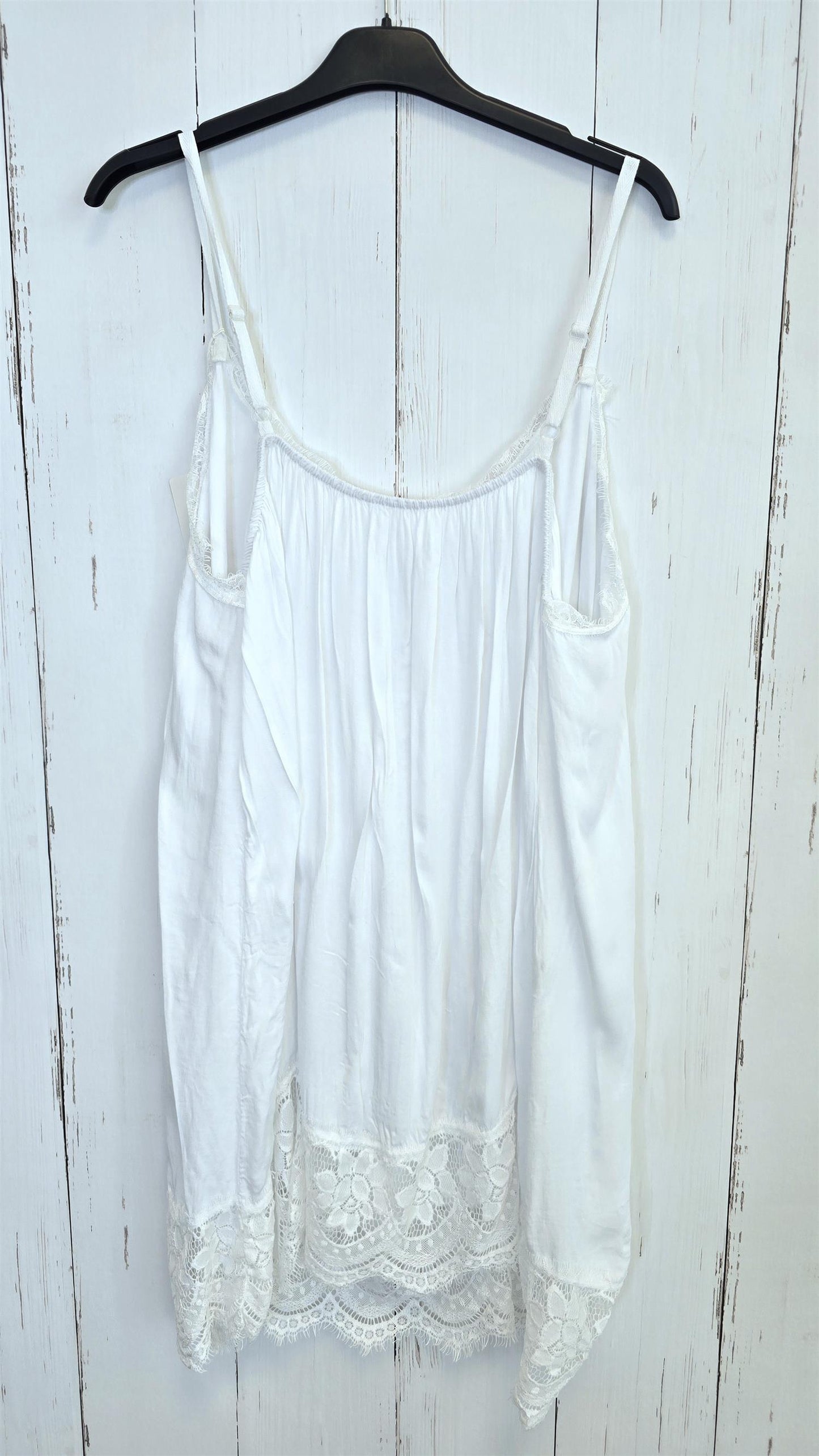 Evelina Singlet med blonder hvit