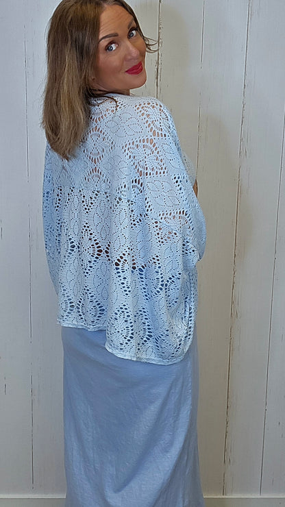 Eline poncho topp blonde lyseblå