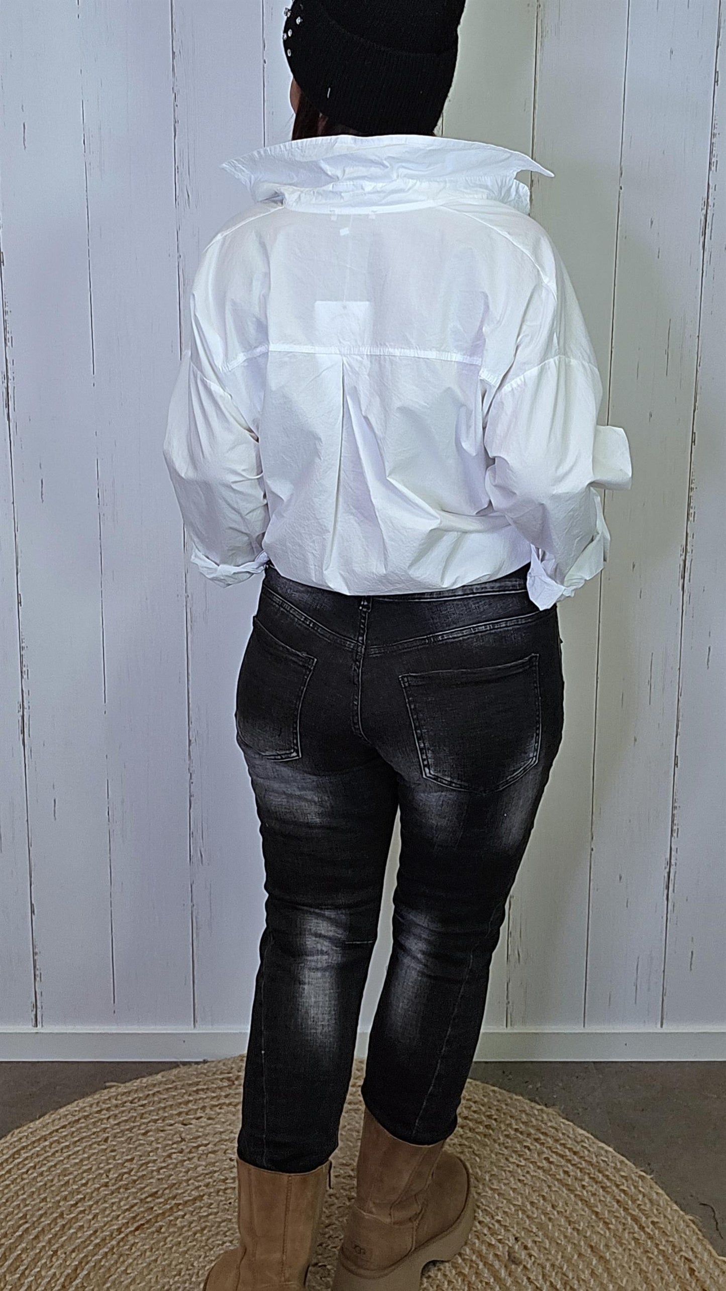 Lea svartgrå jeans med slitasje