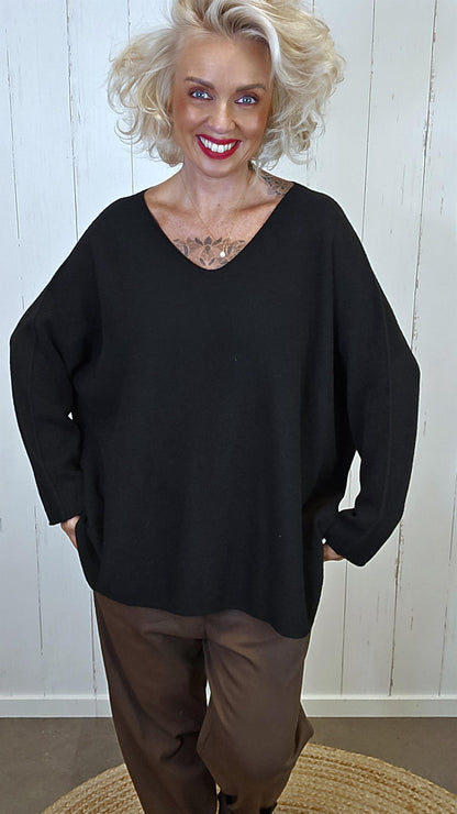 Malena Genser svart
