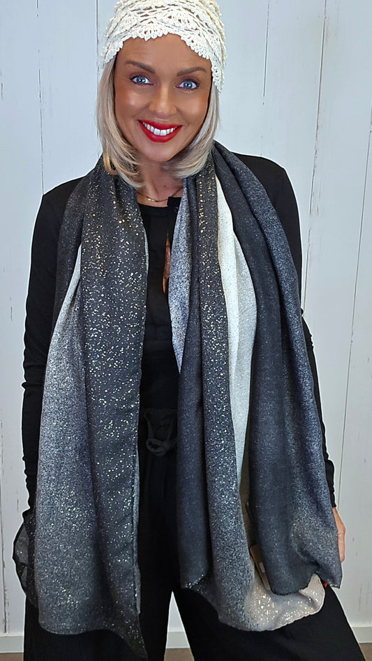 Zara skjerf svart med glitter