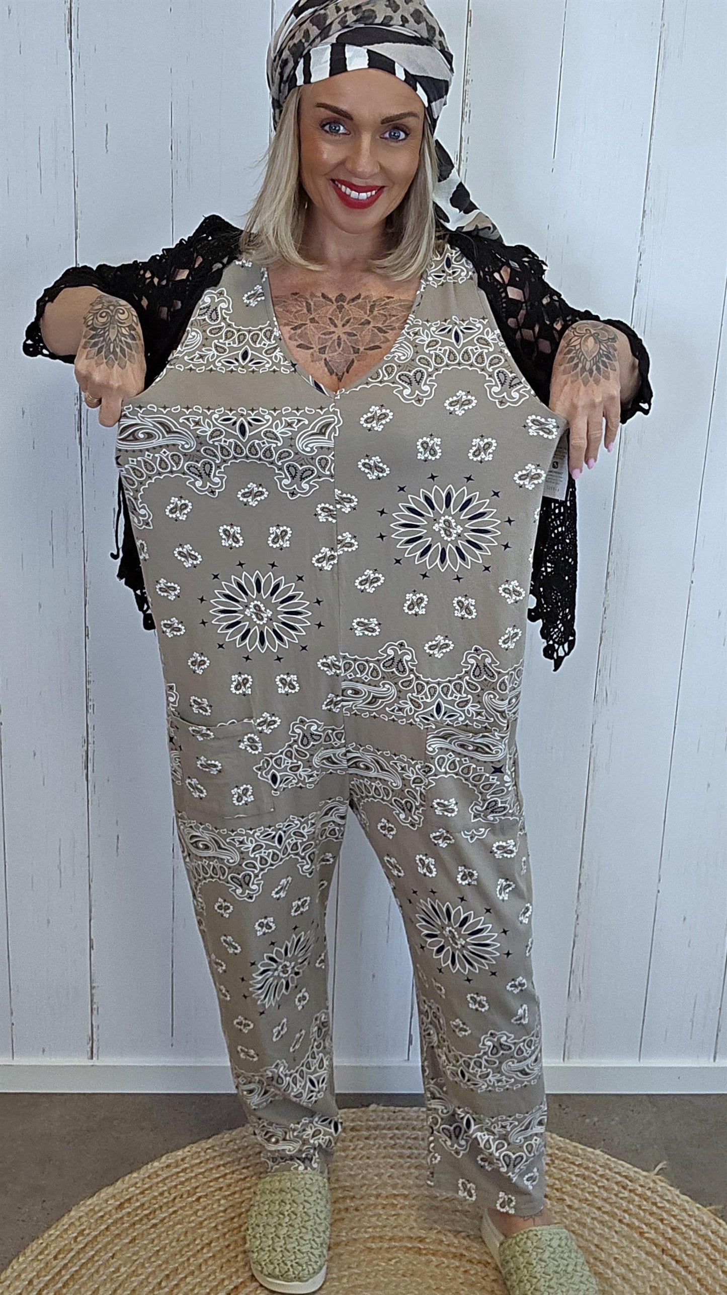 Frida jumpsuit taupe