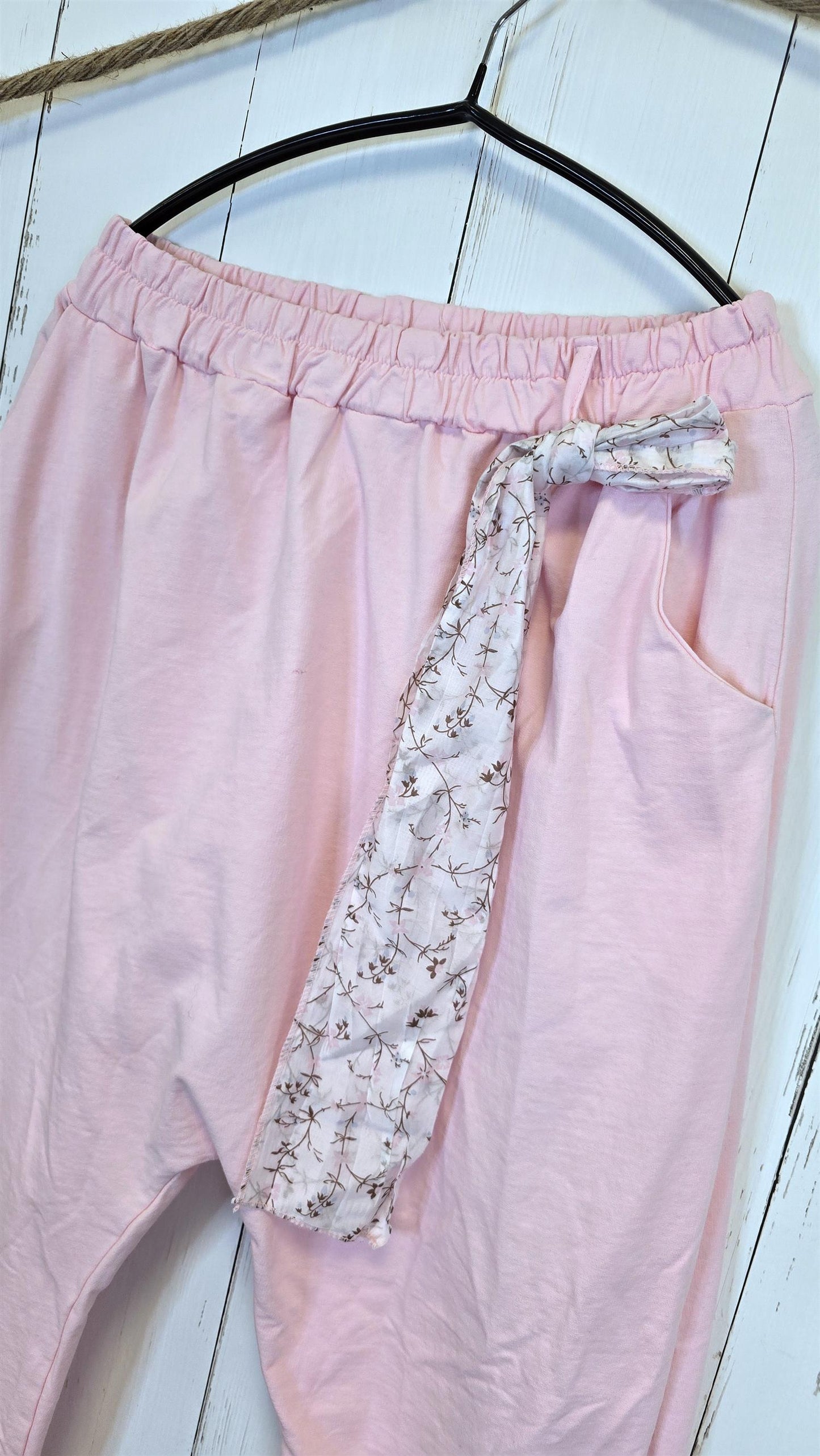 Sara bukse med sløyfedetalj rosa