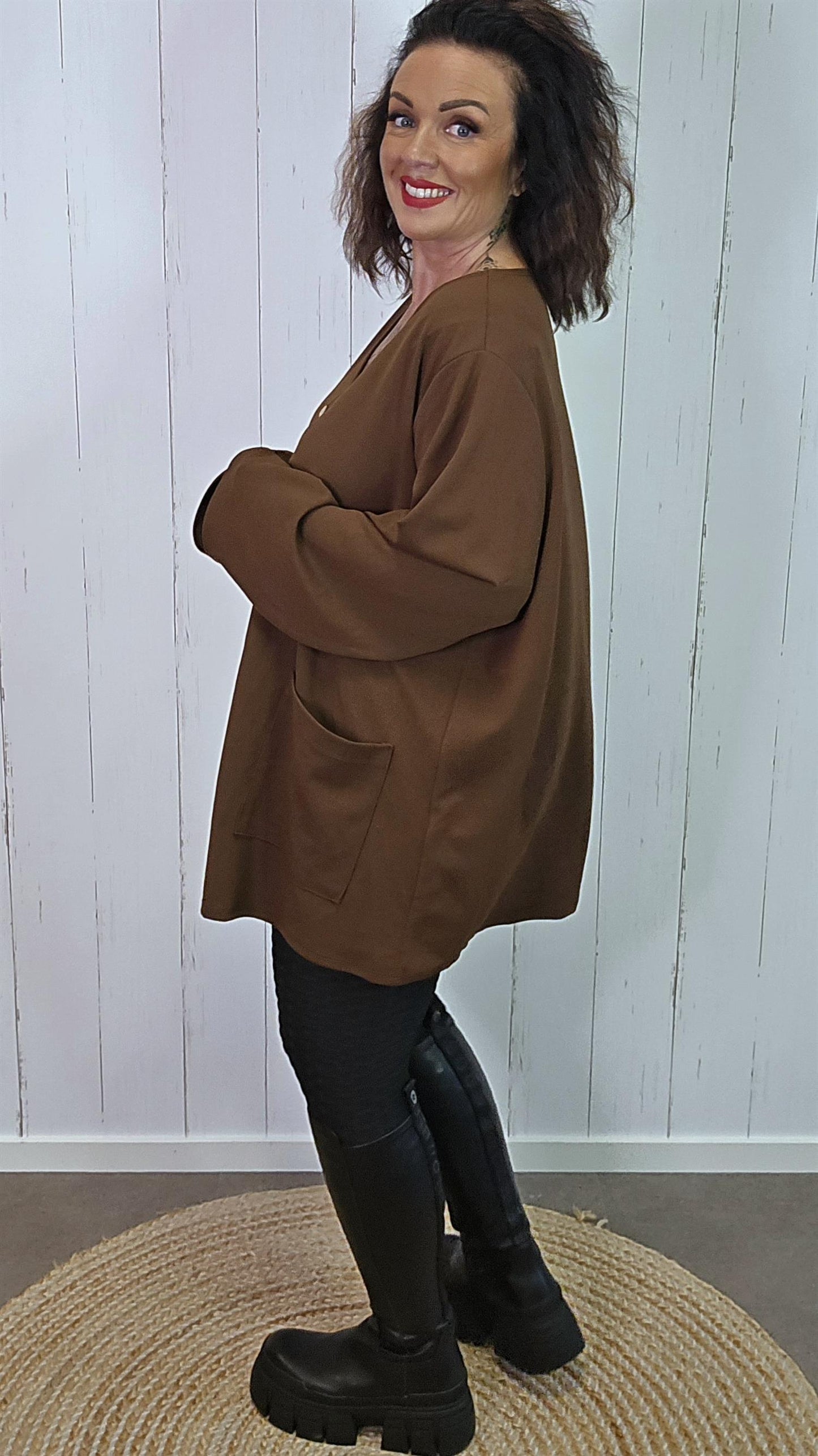 Alva baggy topp brun