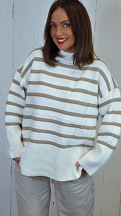 Rikke genser med striper