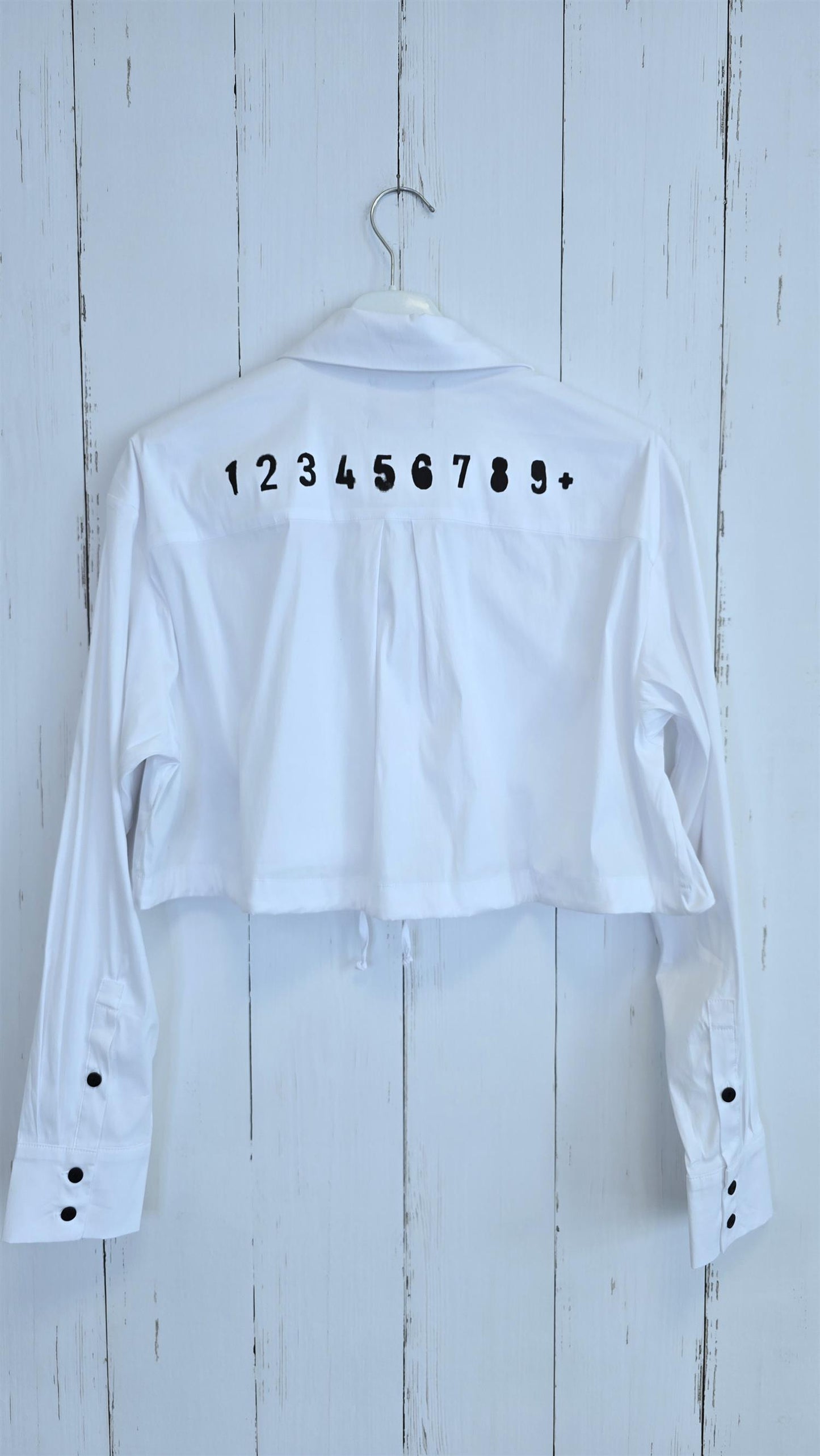 Boxed breeze shirt
