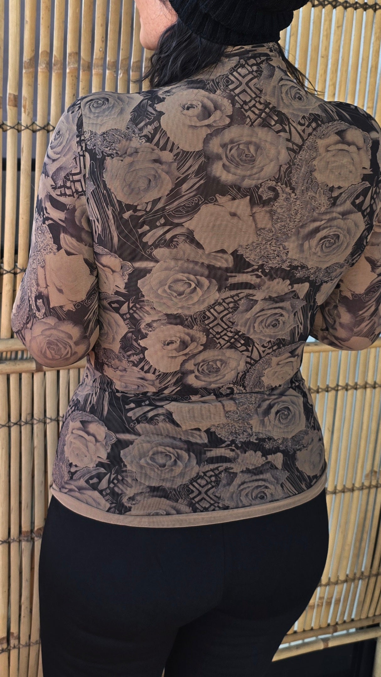 Ylva slim topp med mønster camel