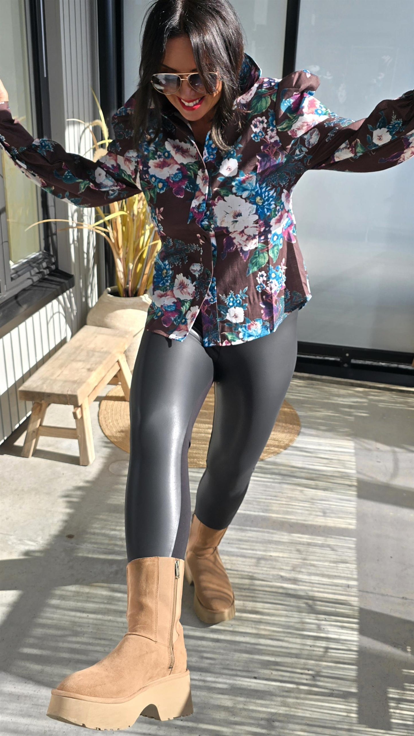 Stella skjorte brun med blomster