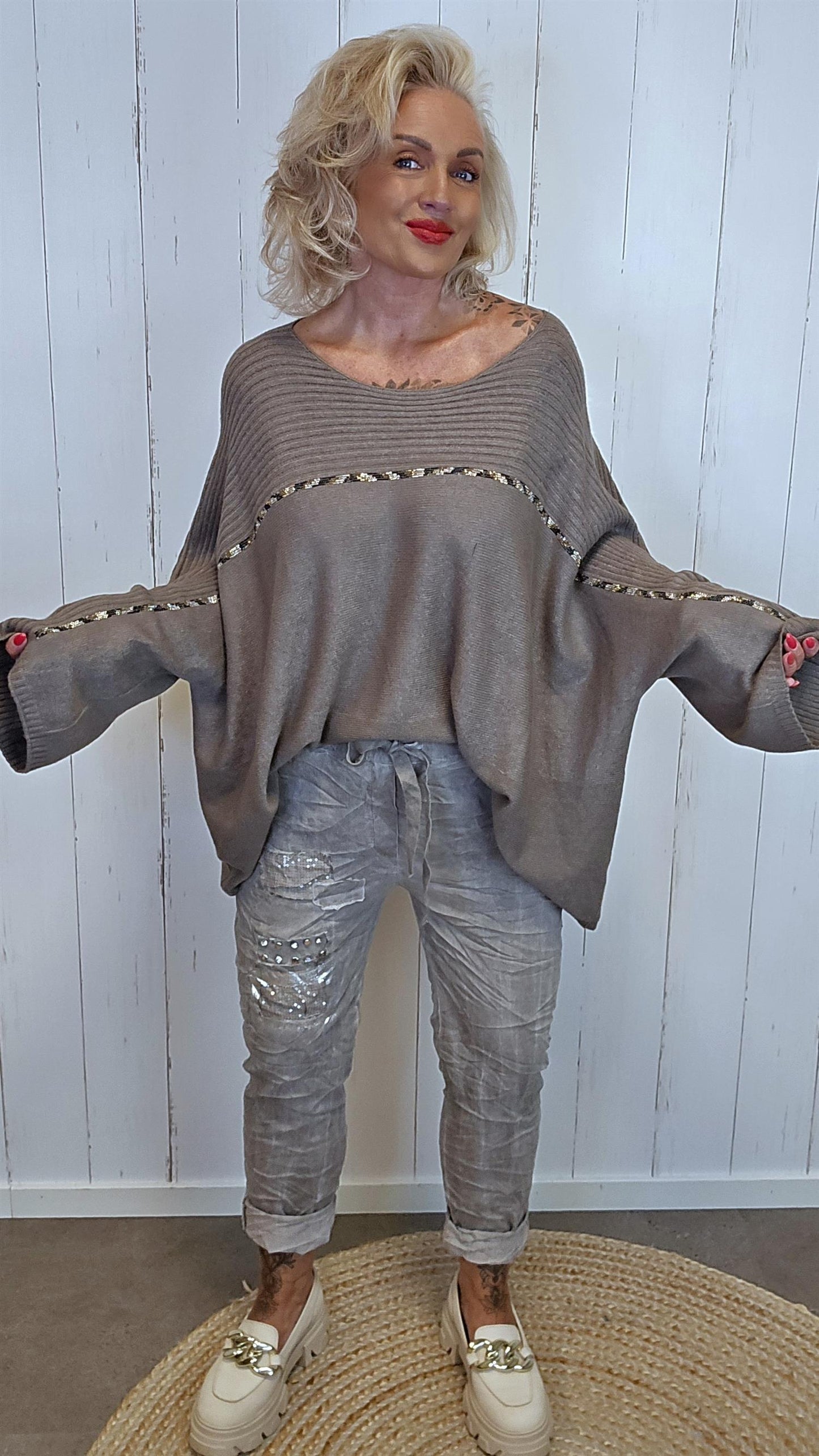 Elin Oversized Genser Taupe
