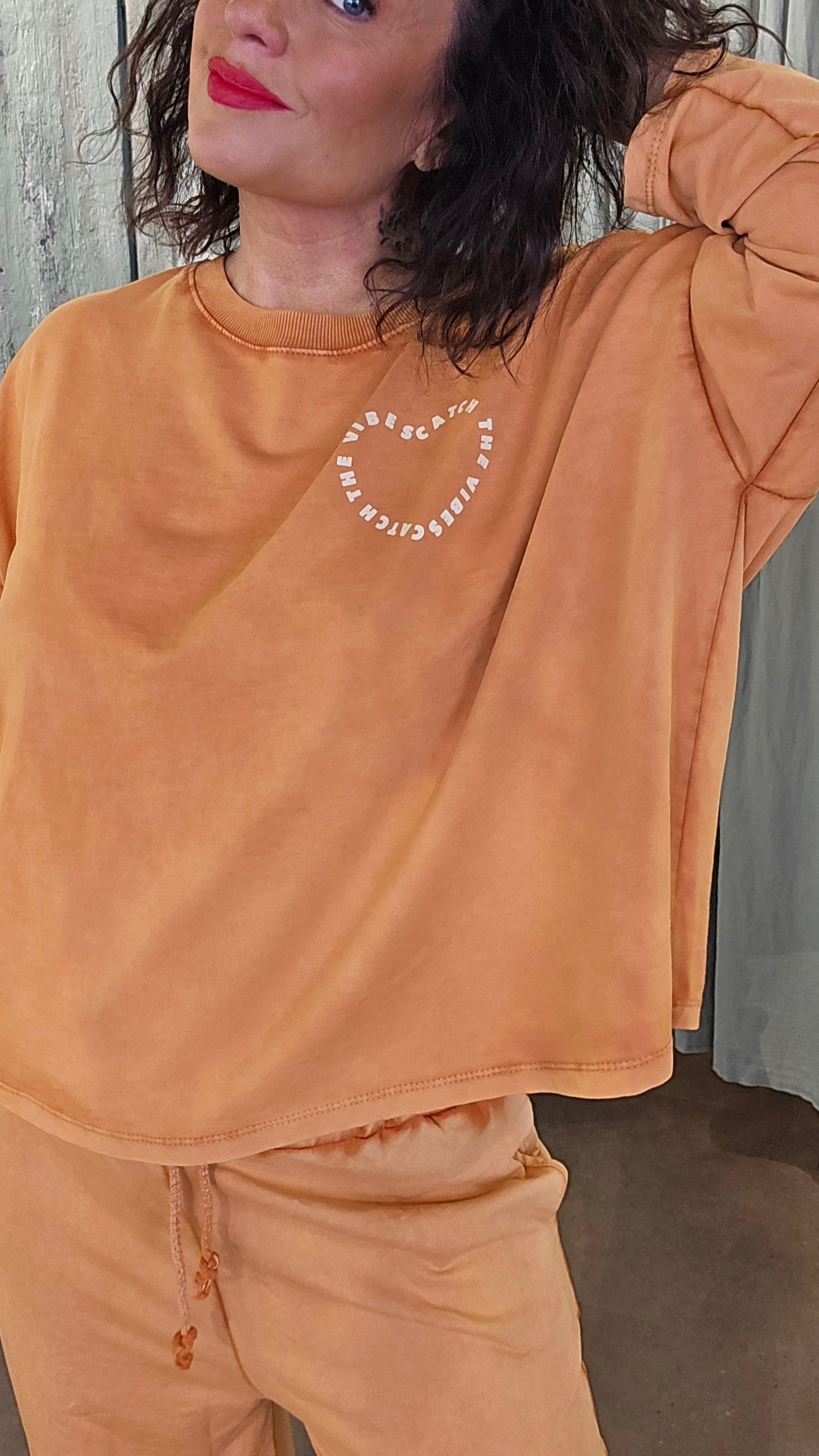 Good Vibes genser orange