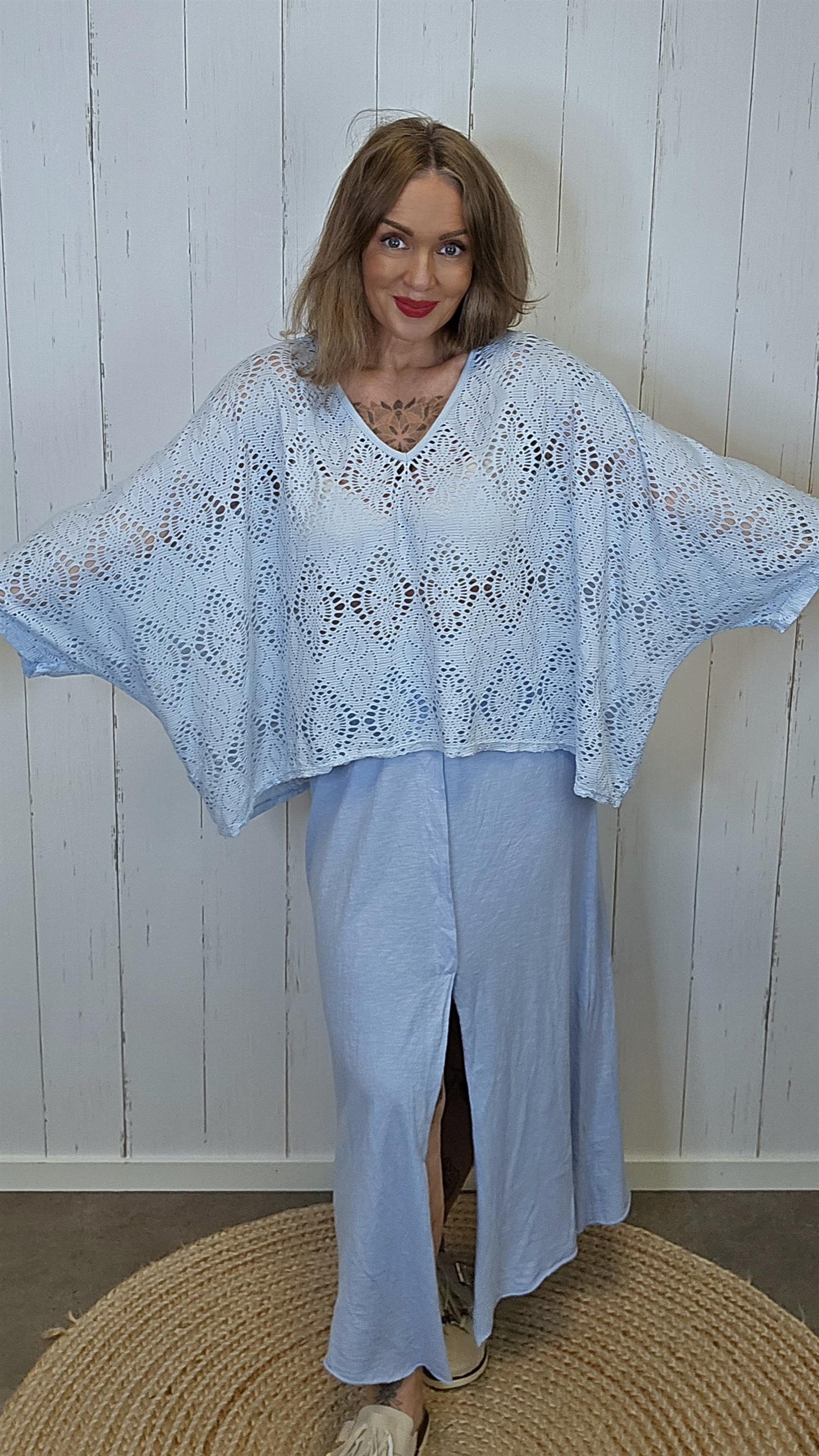 Eline poncho topp blonde lyseblå