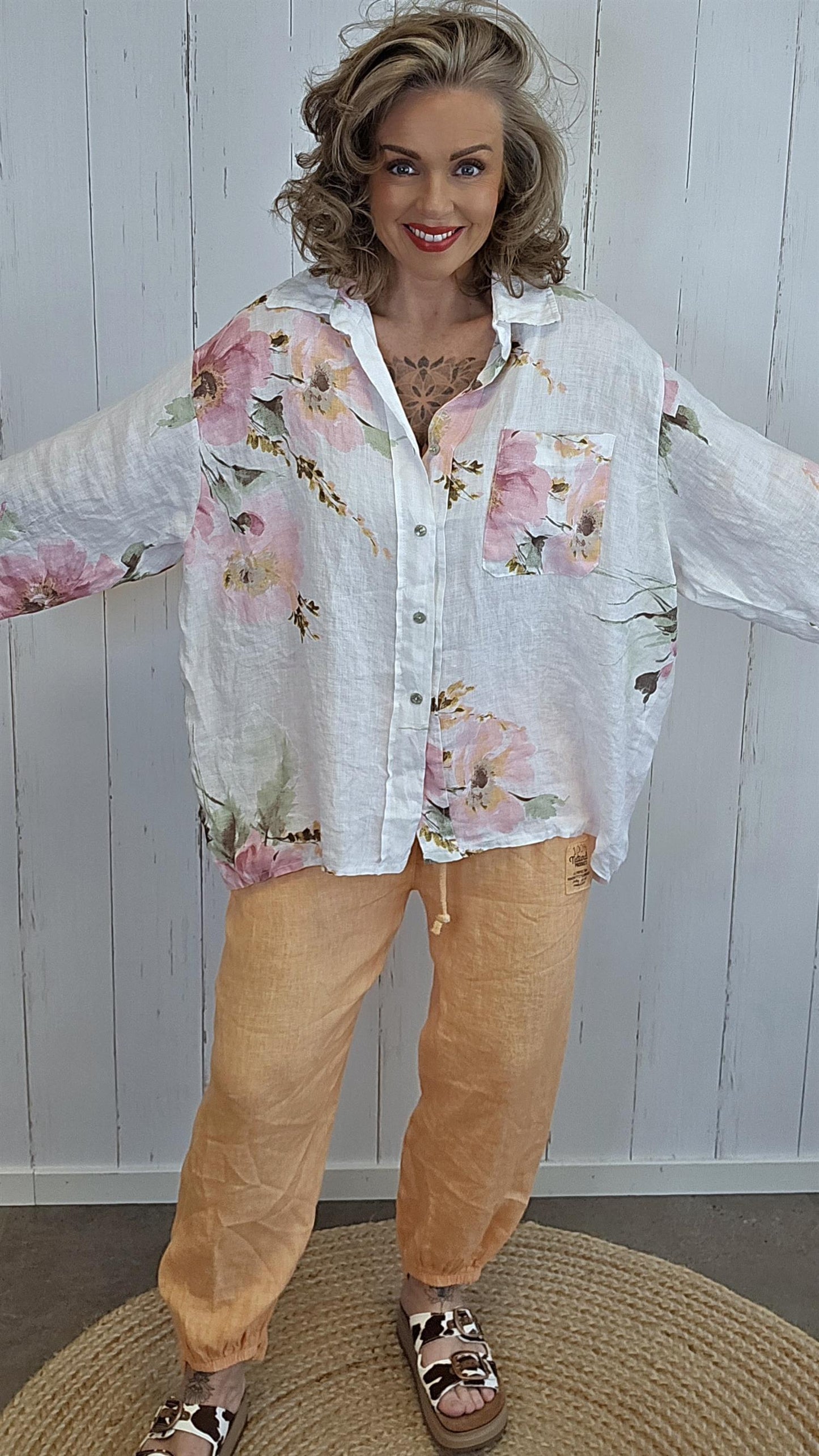 Luna linskjorte blomster hvit