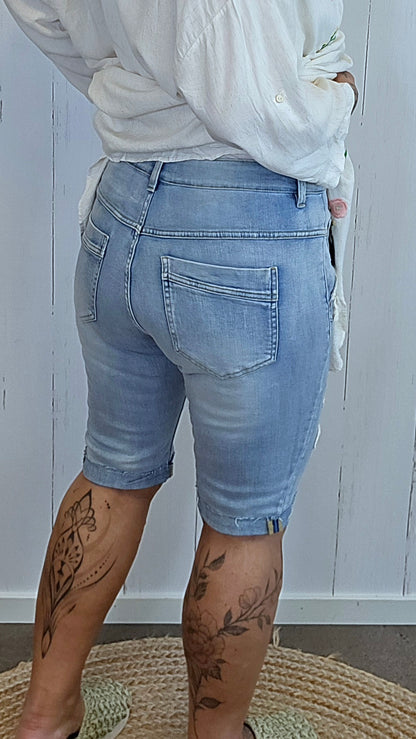 Jesica jeansshorts med hekledetaljer