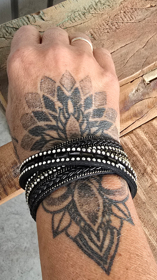 Lucie wrap armbånd svart