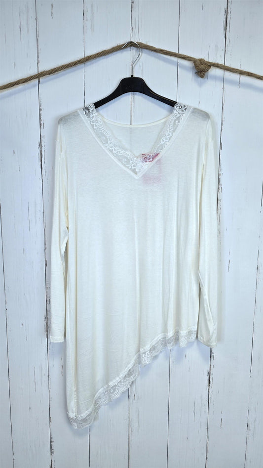 Frenchy Top med skrå bunn