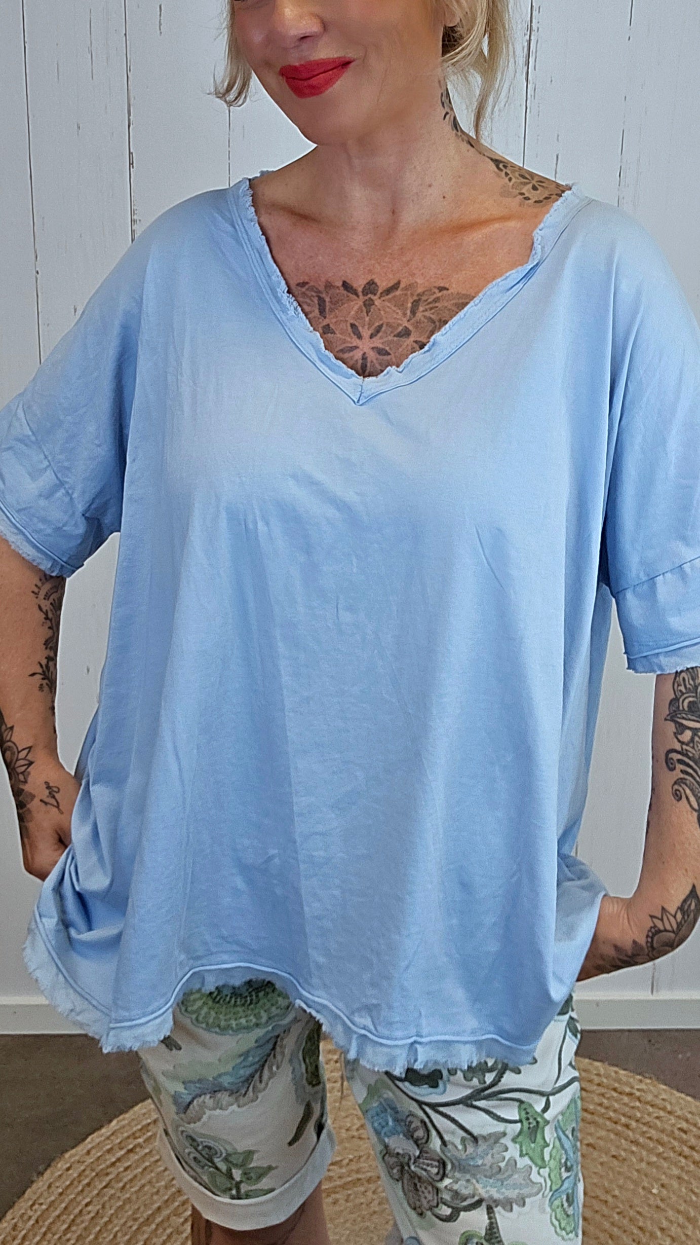 Basic Topp med V-hals blå