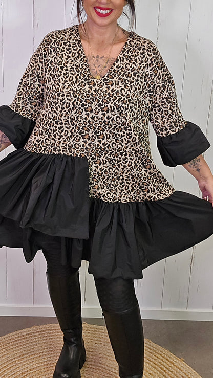 Liva leopardkjole