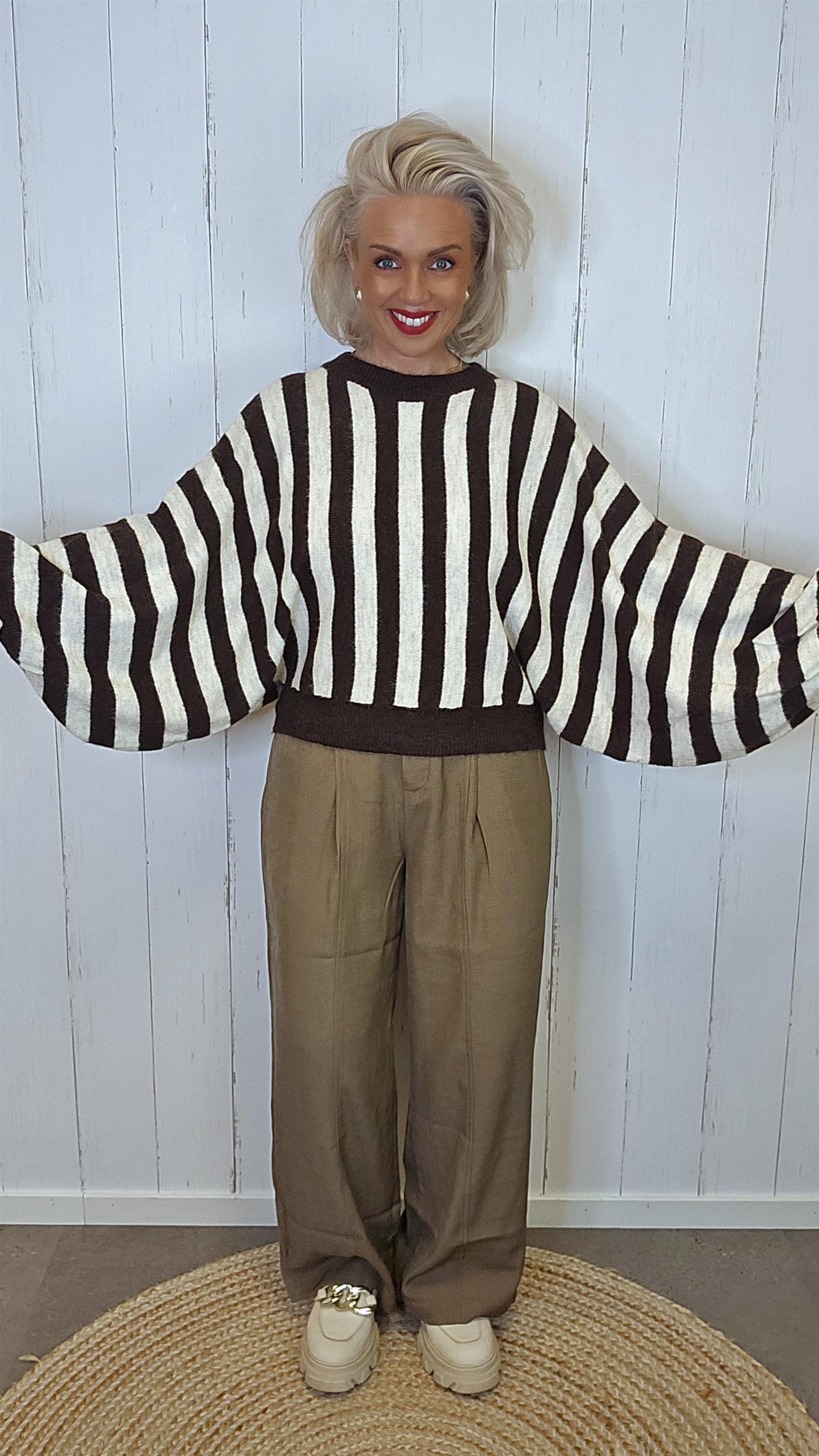 Tanja Strikket Poncho genser brun