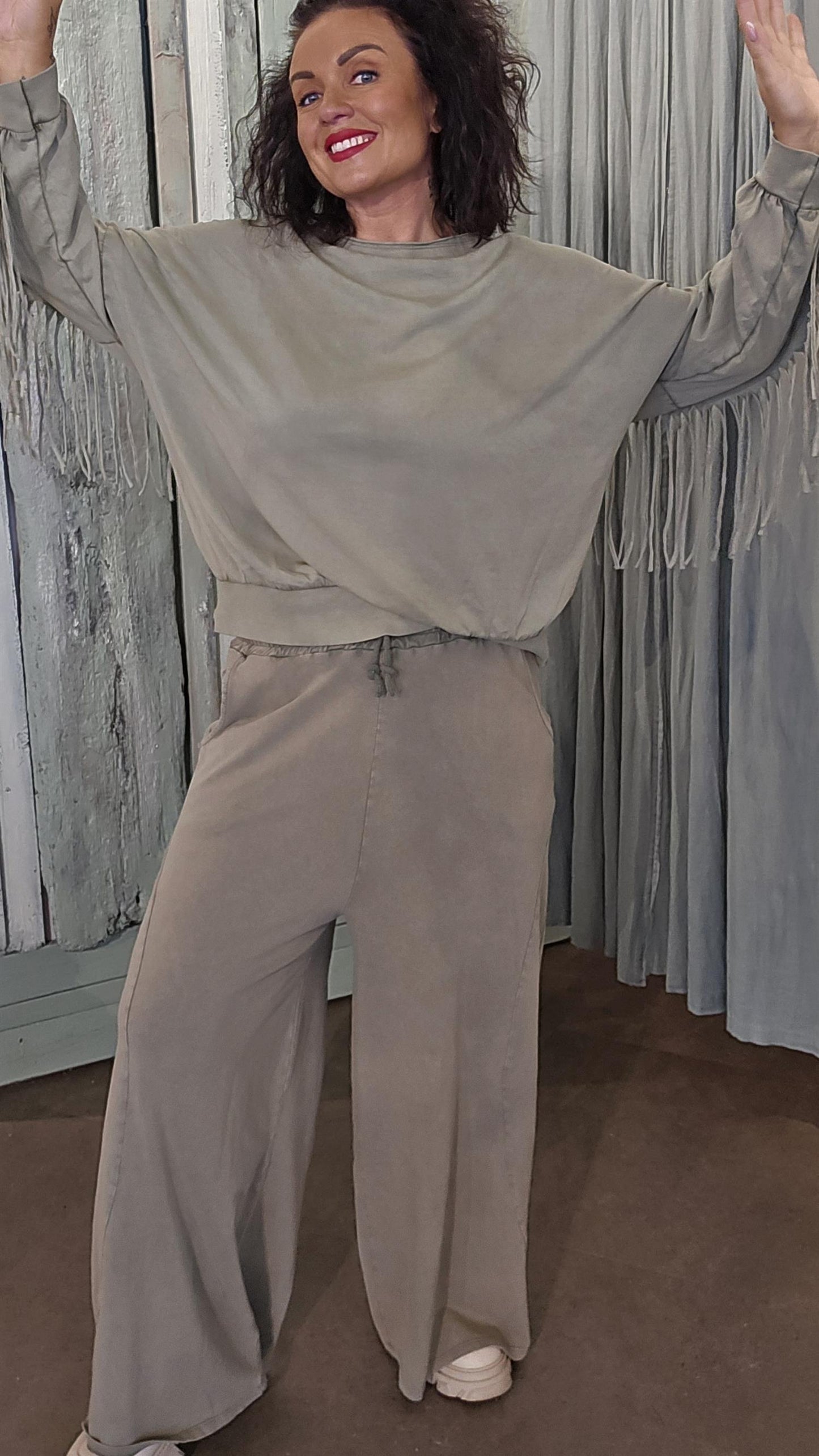 Indiali genser kaki