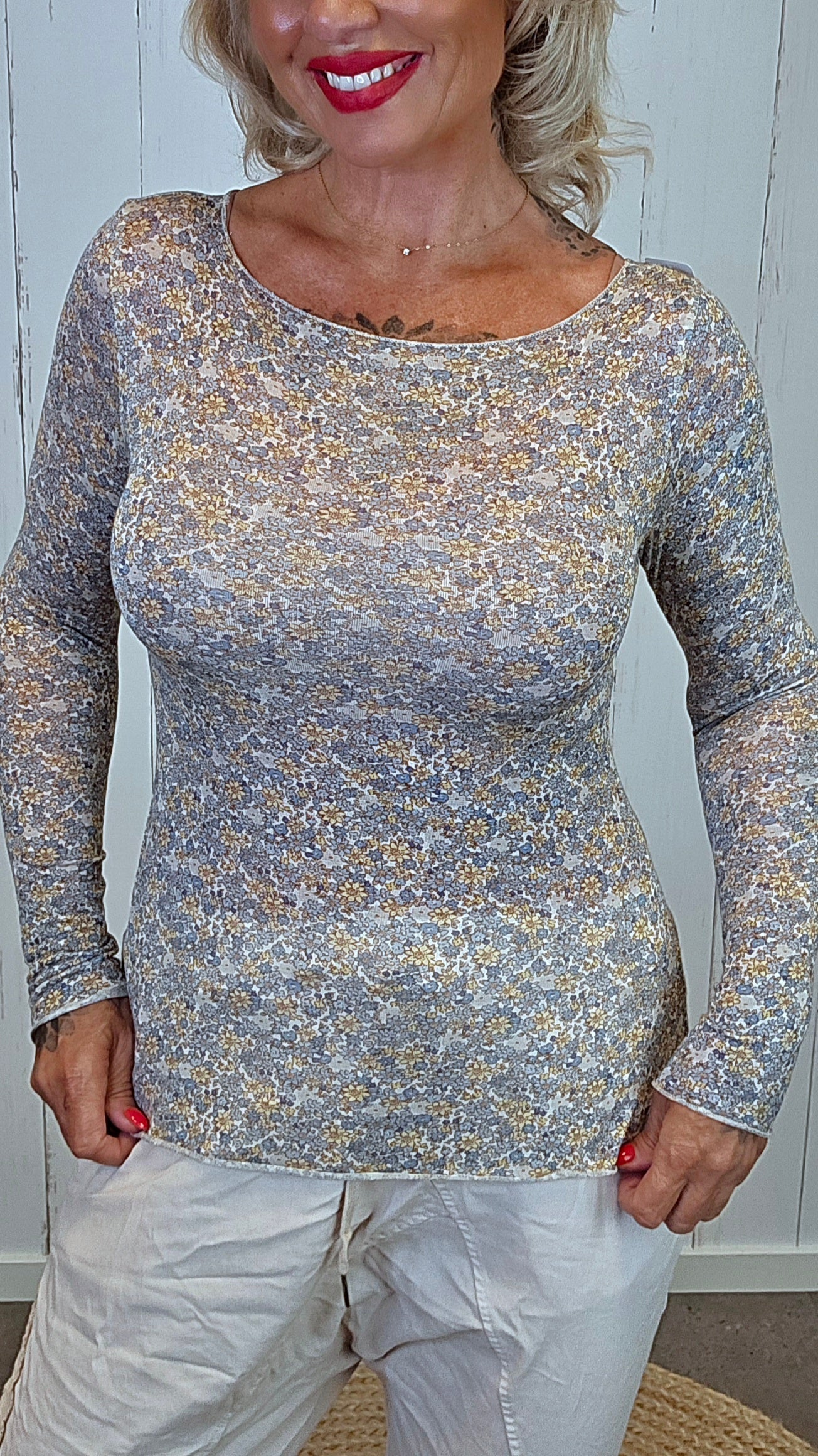 Tynn topp med blomsterprint blå