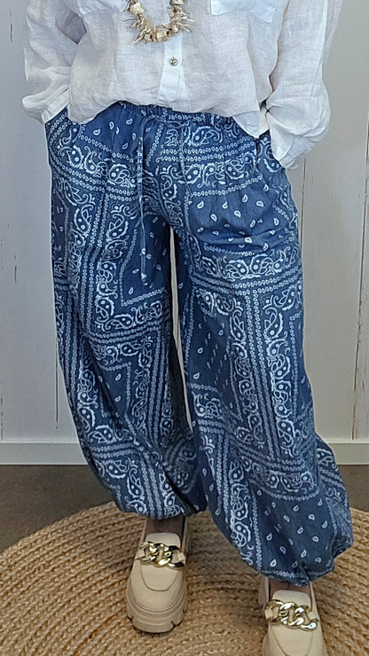 Mønstret bukse med strikk og knyting blå