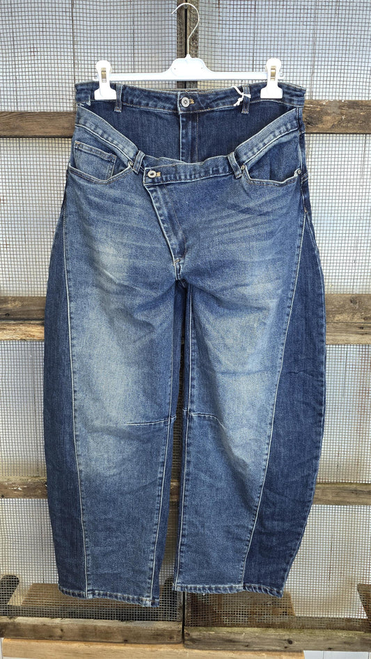 Uma statement barrel-jeans