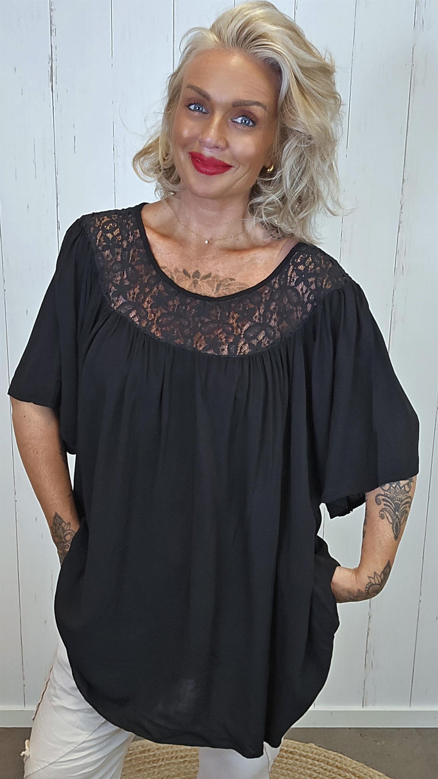 Freja blonde topp svart