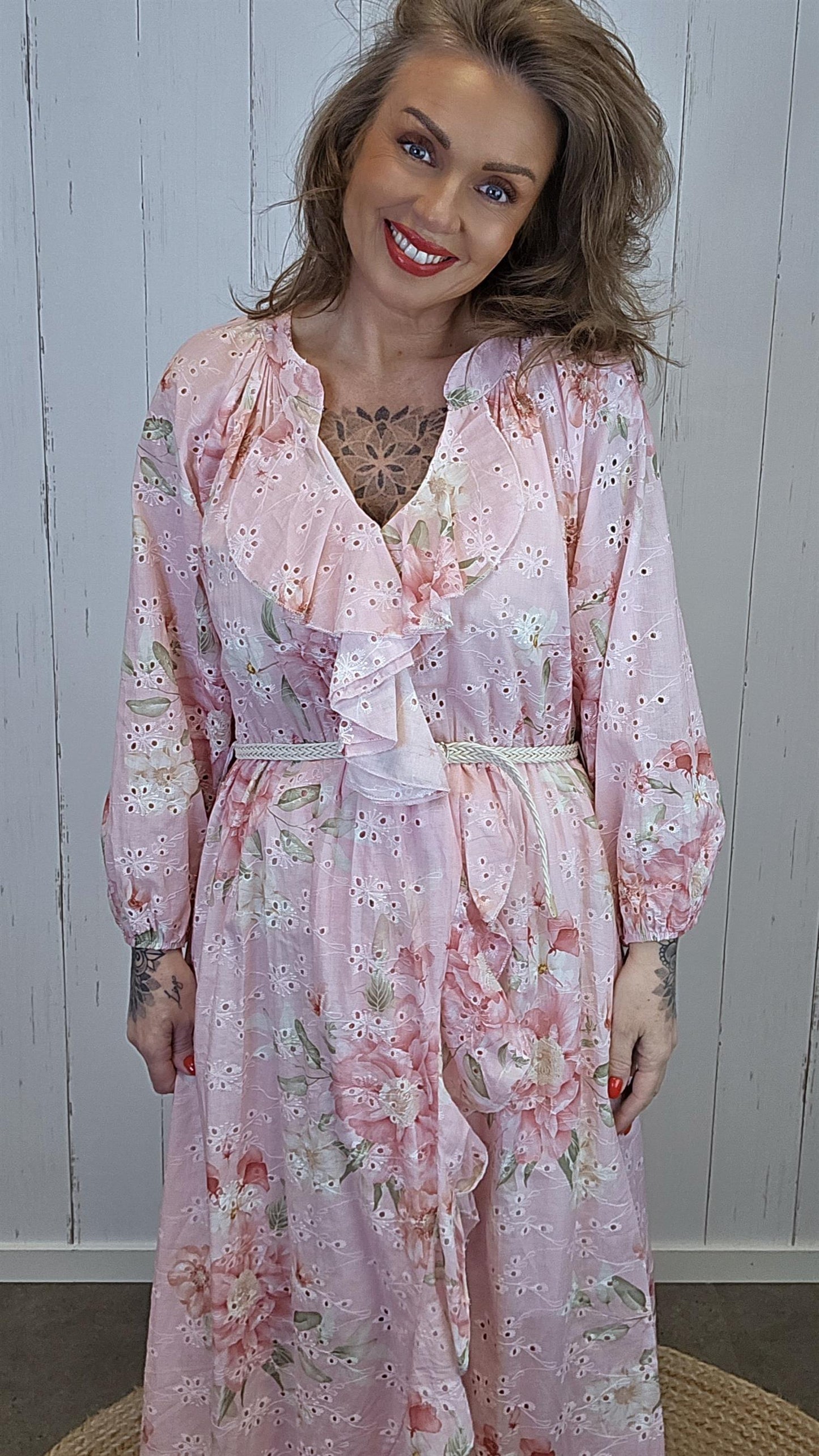 Wilma kjole med volanger Rosa