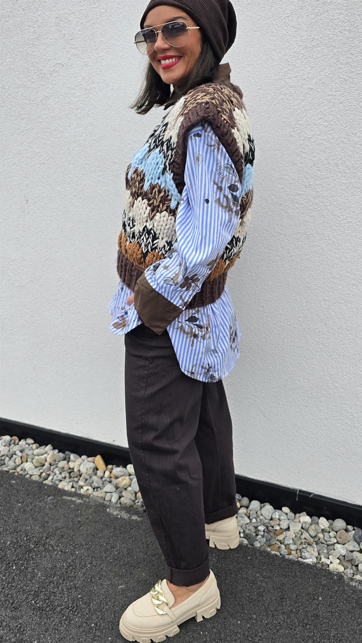 Lovena strikket vest brun